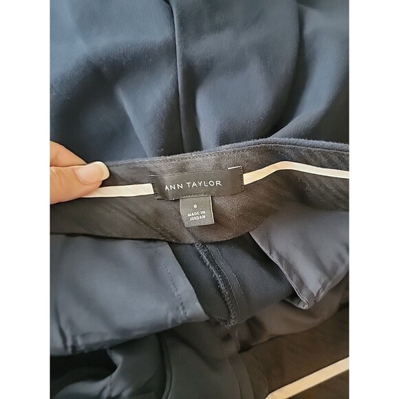 Ann Taylor Crop Dress Pants ~ Sz 8 ~ Dark Blue ~ Mid Rise ~ 26" Inseam - Picture 6 of 6